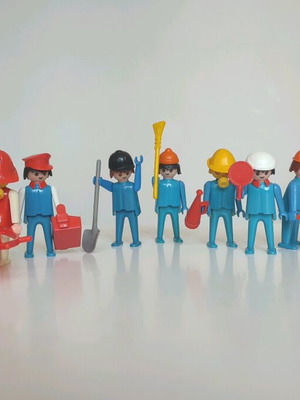Playmobil φιγούρες πυροσβεστών, τροχονόμων και τραυματιοφορέων σαν καινούργιο, 80s-90s
