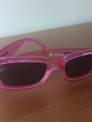 Santa Cruz sunglasses used