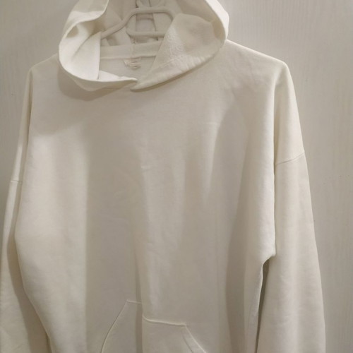 Unisex sweatshirt used from Canada size L
