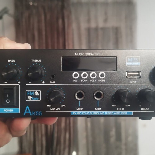Mini Bluetooth amplifier AK55 like new with multiple inputs