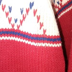 Vintage pullover like new, red with patterns, size M