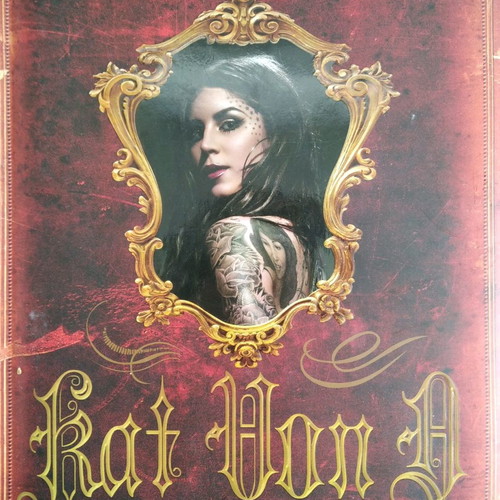 Kat Von D High Voltage Tattoo book used, English