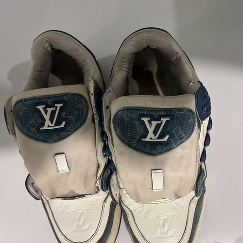 Louis Vuitton trainers used, white and blue, size 44