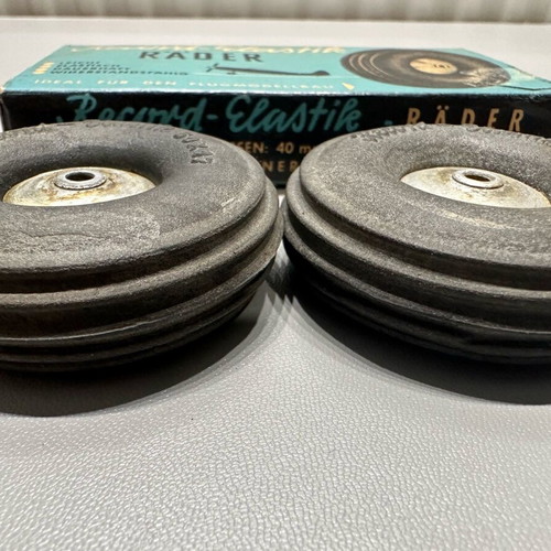 Vintage Record - Elastic model aircraft tires used, Graupner 1960s