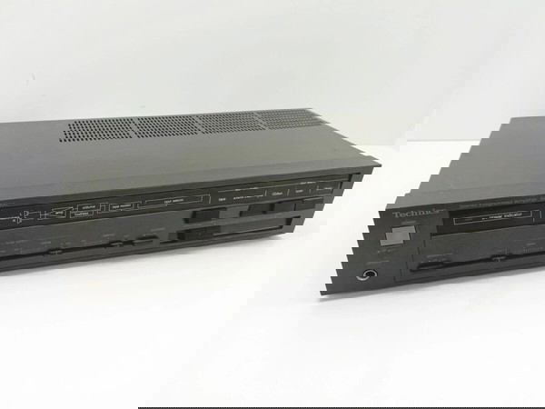 ΕΝΙΣΧΥΤΗΣ TECHNICS SU-300
