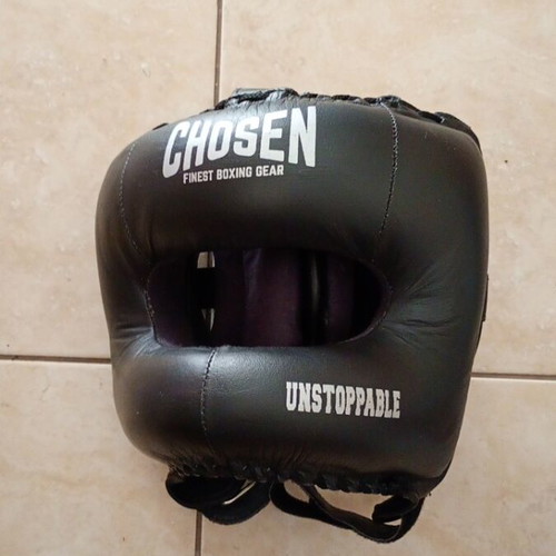 Chosen boxing headgear like new