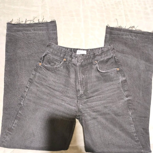 Zara black wide leg jean like new, size M