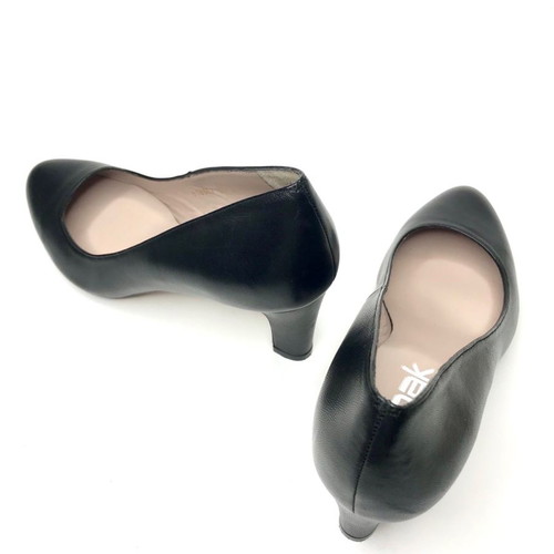 Nak Black Mid Heel Pumps New Leather Size 37