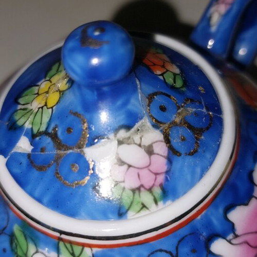 Vintage Japanese porcelain miniature saki tea set used