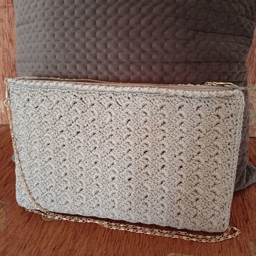 Handmade knitted bag like new, crossbody, beige