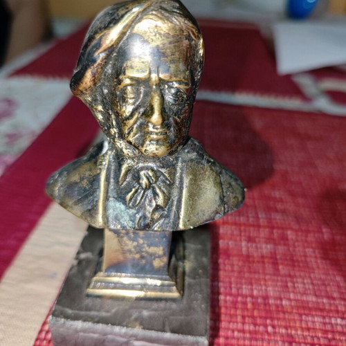 Vintage bronze busts set of 4 used decorative figurines