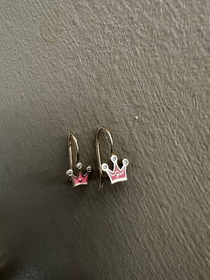 Gold-plated earrings with crown like new