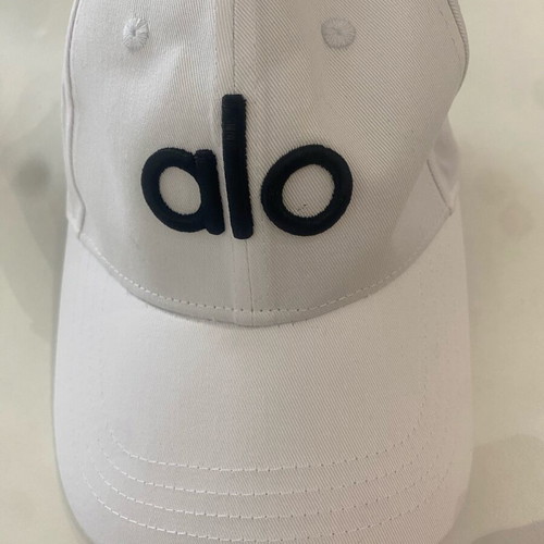 White cap size L like new