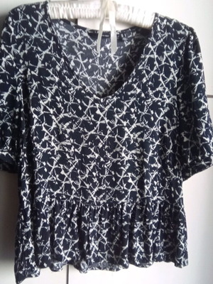 Vero Moda Blue Blouse like new, size M