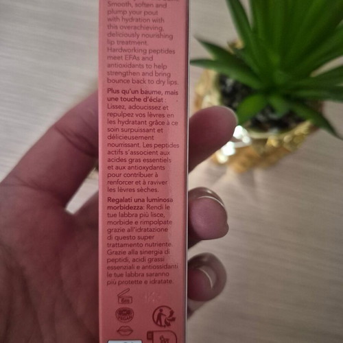 Pout Preserve Peptide Lip Treatment new, Strawberry Sorbet I love Henriksen