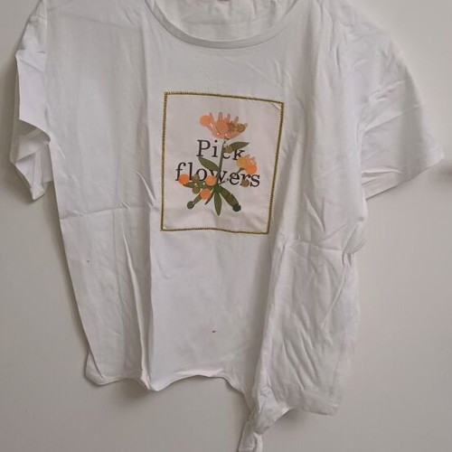 Energiers children's short-sleeve white t-shirt like new with sequins