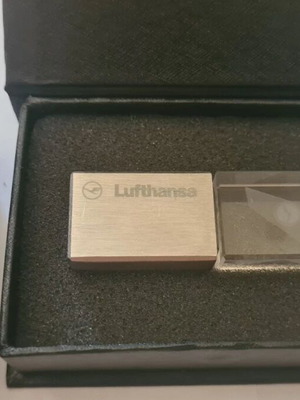 Lufthansa USB stick Cristal 4GB new