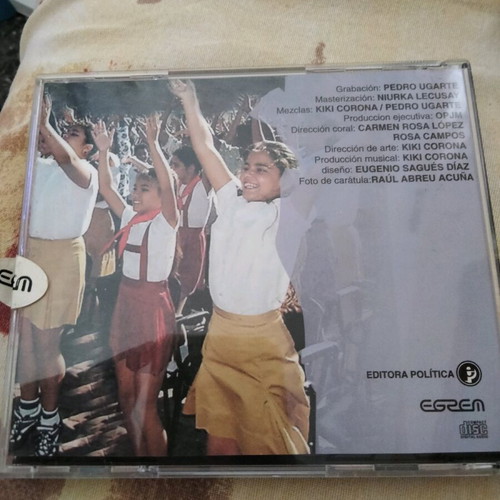 Todo por Cuba collectible CD like new, folk