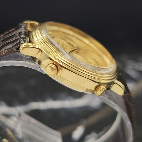 Seiko 7A48-702A Moonphase Quartz Chronograph vintage watch
