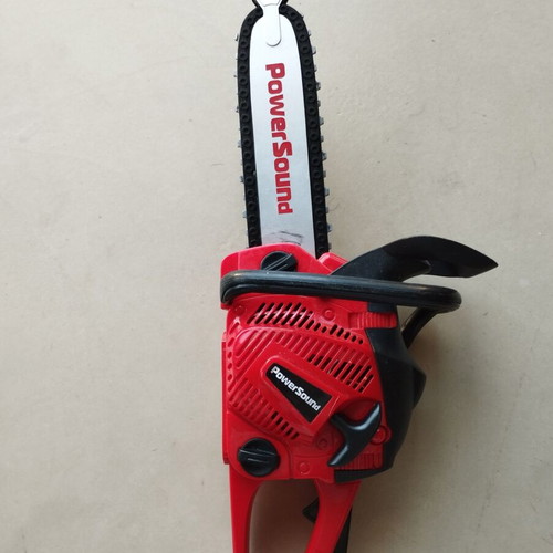 Children's chainsaw like new for big handymen