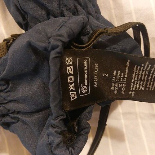 Lupilu ski pants and gloves like new for boy 2-4 years old