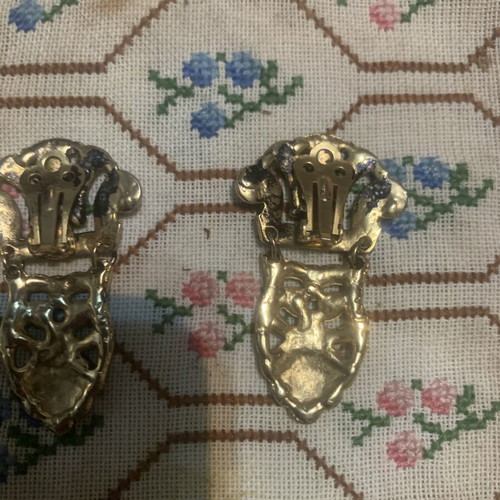 Art Deco dress clips pair 1930s with white rhinestones