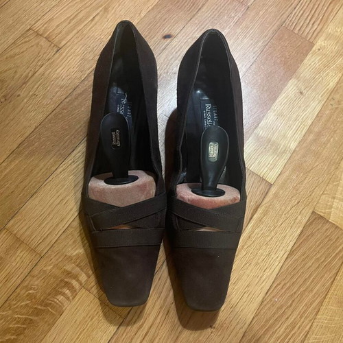 Vintage Russell & Bromley X Stuart Weitzman brown suede pumps used, size 38