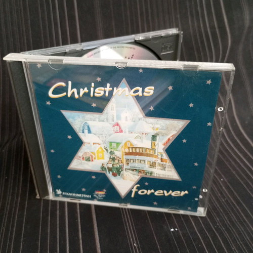 Christmas forever CD like new S1