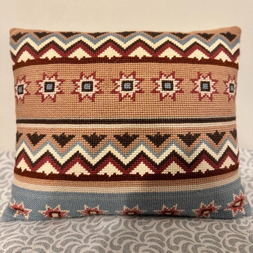 Hand-embroidered pillow with retor new, size 40x33cm