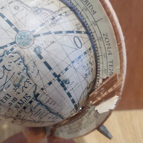 Table Globe Φ9.5 used, made in Hong Kong