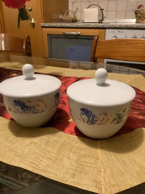 Porcelain set for coffee and sugar like new, two pieces