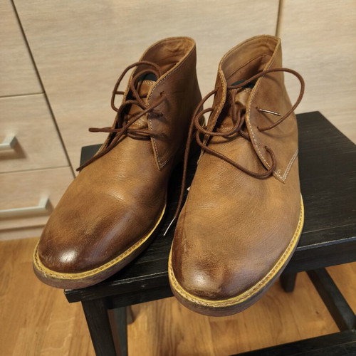 Clarks men's boots brown tan like new, size 44.5