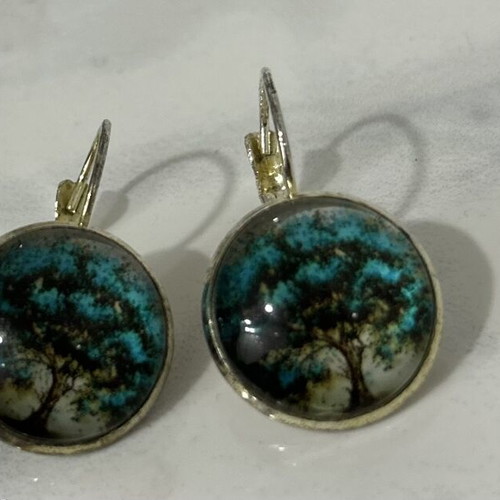 Earrings with Tree of Life graphic like new, alloy glass