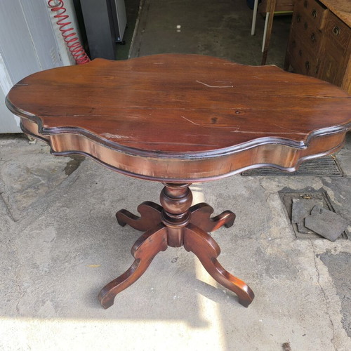 Vintage table used 83×102×66 cm
