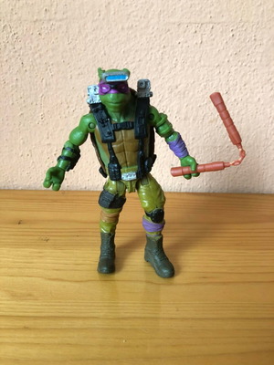 Playmates 2015 Donatello Action Figure TMNT Out of The Shadows like new