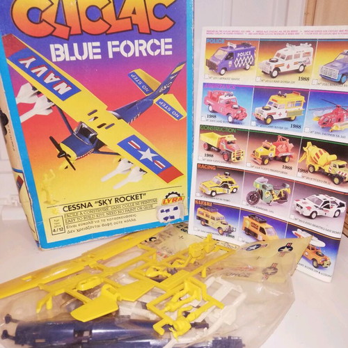 Vintage model airplane Lyra Cliclac Blue Force used