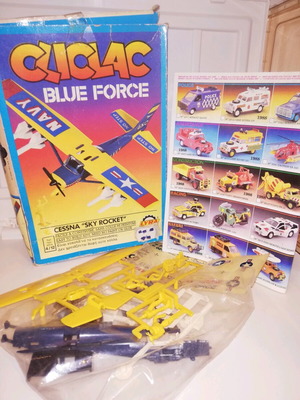 Vintage model airplane Lyra Cliclac Blue Force used