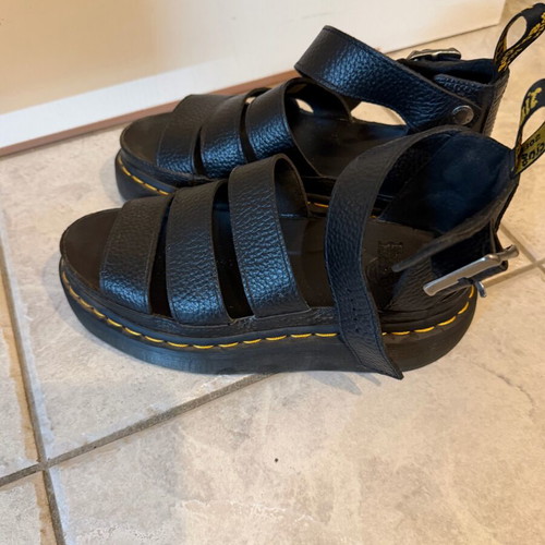 Dr. Martens sandals size 37 like new, black