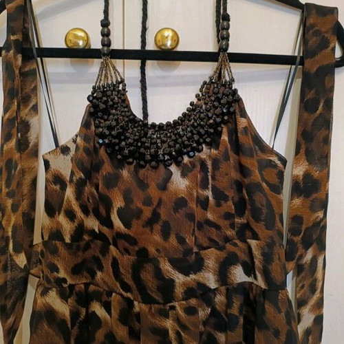 Leopard print dress like new with stones and belt