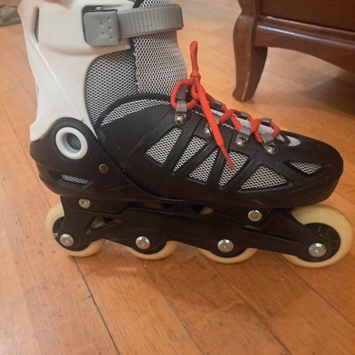 Move Inline Skates Adjustable Size 37-40 Like New
