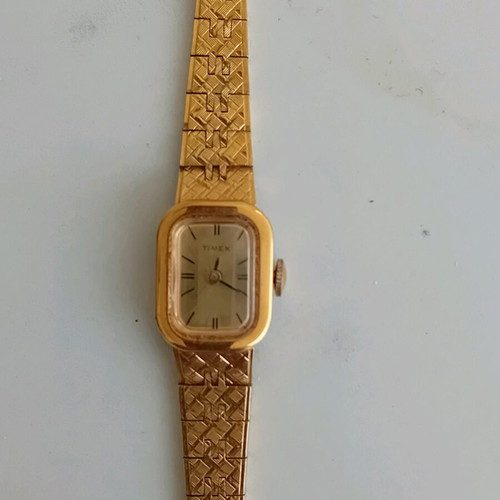 Timex vintage watch like new, women's, gold color