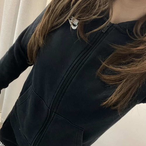 Nike black zip hoodie like new, size XL Junior / Small Adult