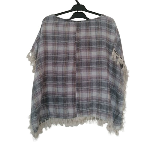 Cherry Paris poncho with checkered pattern and white tassels like new