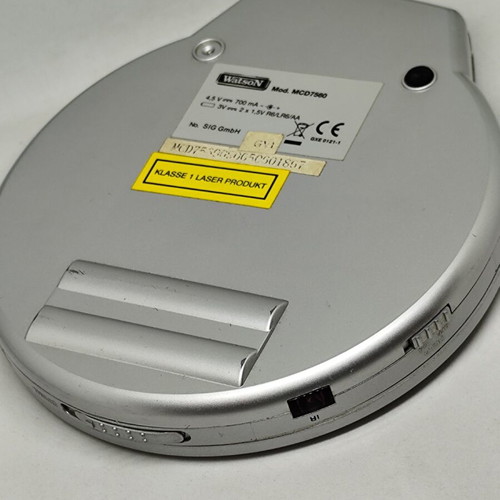 Watson MCD7560 portable vintage VIDEO VCD/CD/MP3 player, new in box