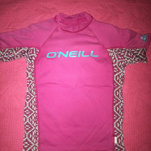 O'neill swim shirt for 5-6 years old, like new