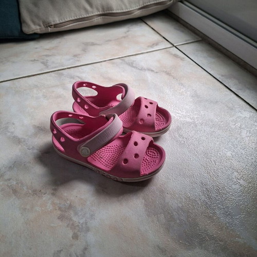 Cross summer sandals for girls like new, size 23