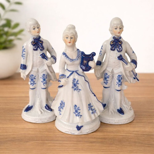 Vintage musical trio figurines 21 cm tall, like new