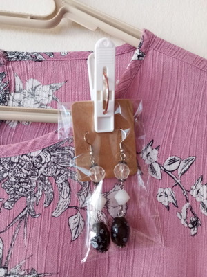 Floral blouse with short sleeves and handmade earrings gift