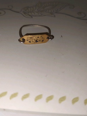 Foot ring carved used, like copper