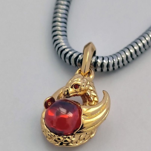 Charm Game of Thrones Dragon Fire silver, new